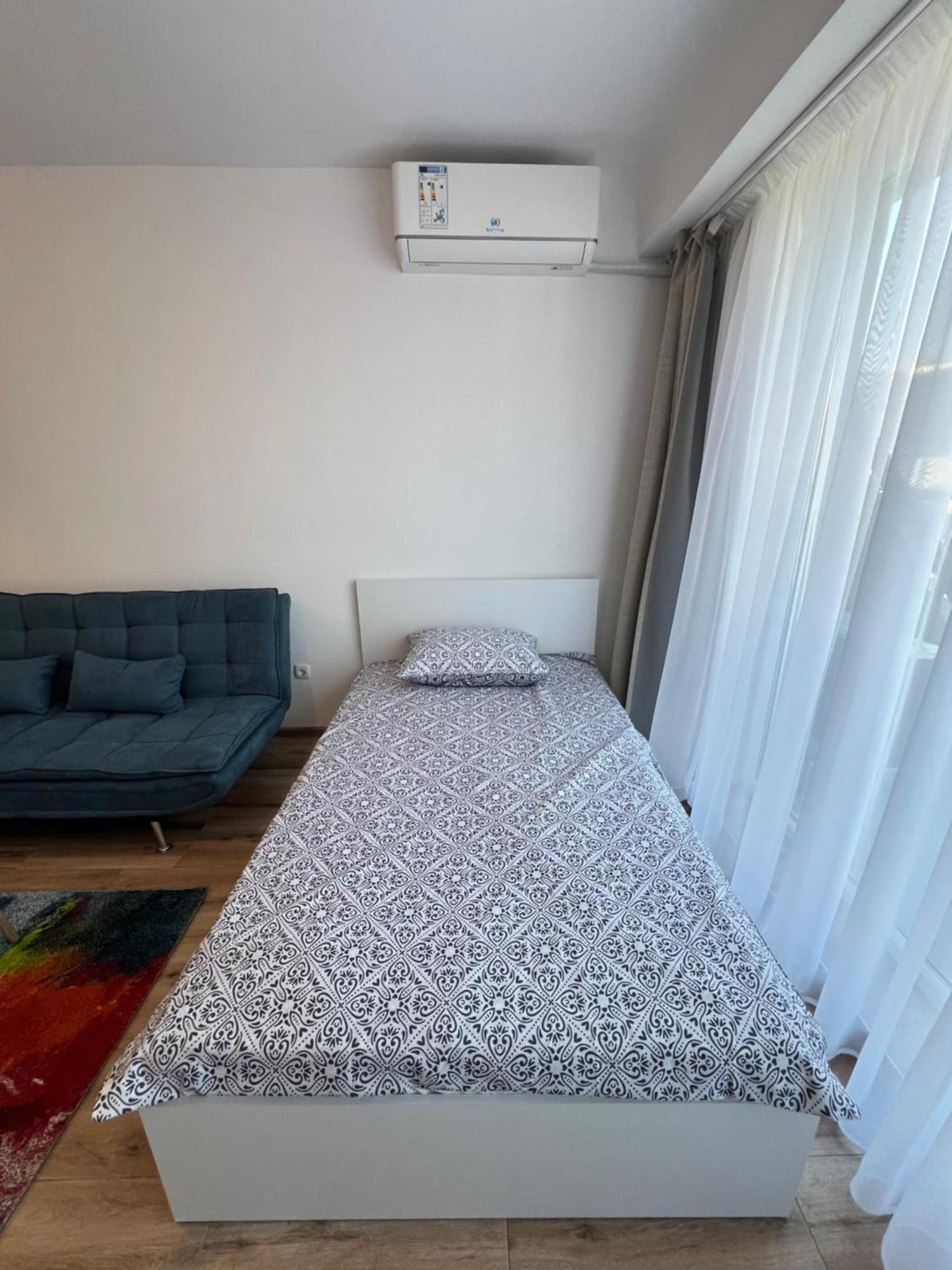 Wroclaw Colorful And Cosy Near Unss And Nsa W Wifi Apartment Sofia
